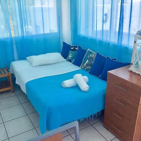 Anna * Megali Ammos (Mykonos)