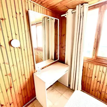 Anna Apartment