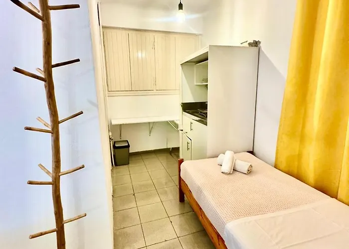 Anna * Megali Ammos (Mykonos)